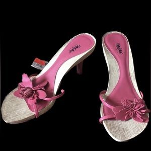 NWT Mossimo leather sandals, fuchsia.